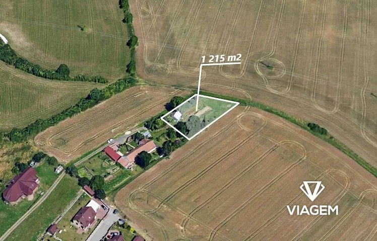 Prodej stavebního pozemku 1215 m²